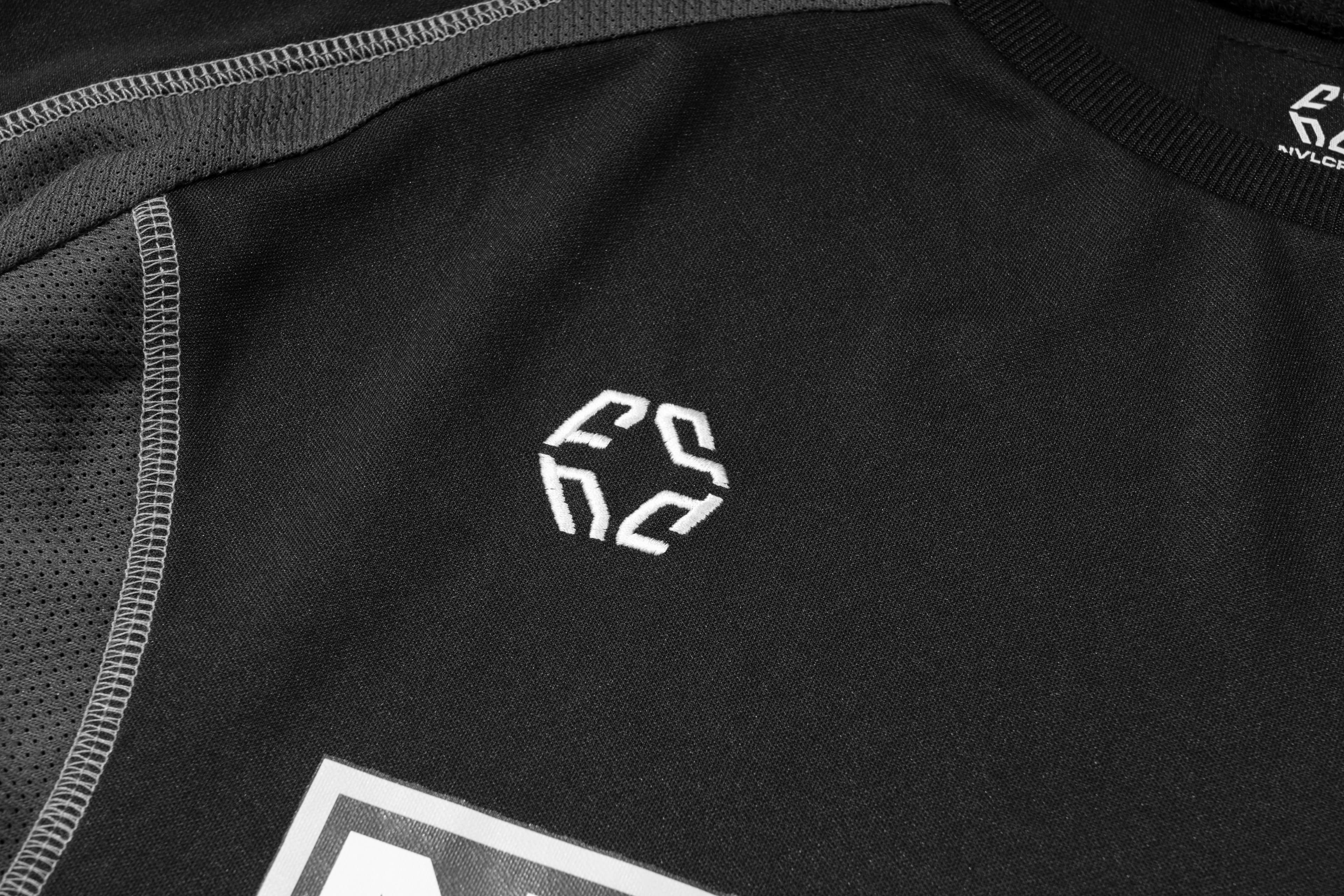 NIVELCRACK X PROGRESS - EDGAR JERSEY - Image 5